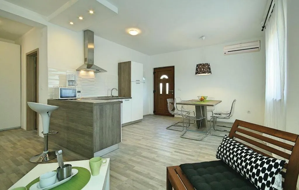 Luciana 2 Apartment Umag 0*,  Croatia